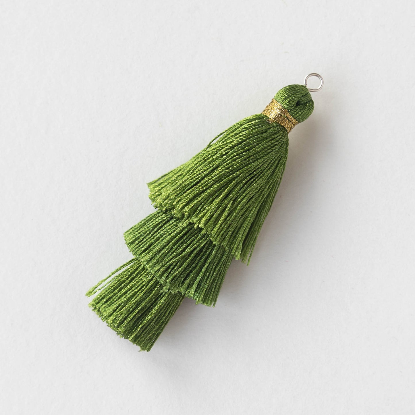 Load image into Gallery viewer, 3 Tiered Silk Tassels  - Green - 1 Tassel
