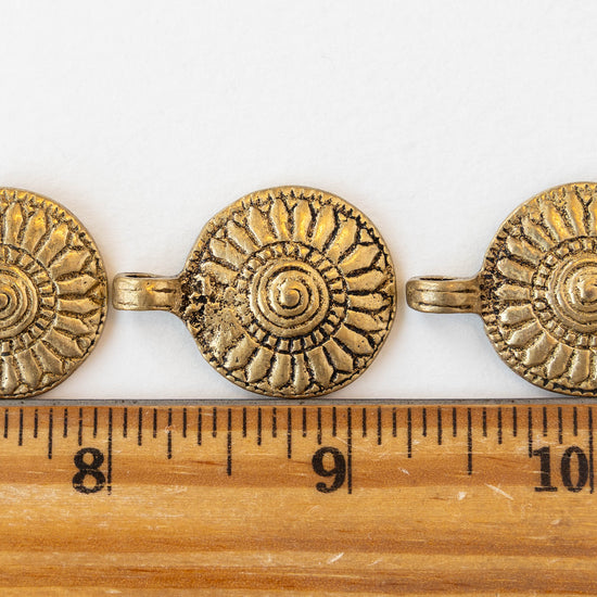 30mm Flower Pendant - Gold - 1 piece
