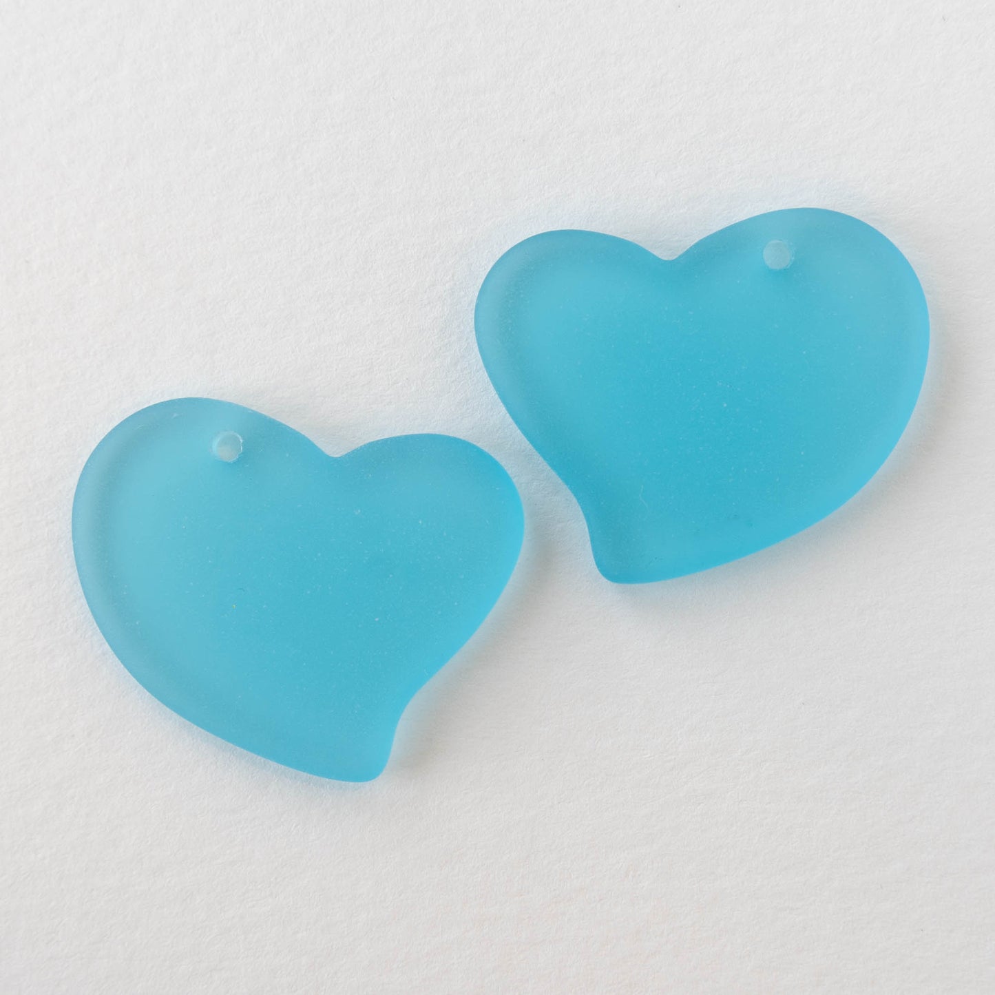 Load image into Gallery viewer, 30mm Frosted Glass Hearts - Aqua Blue - 2 Beads
