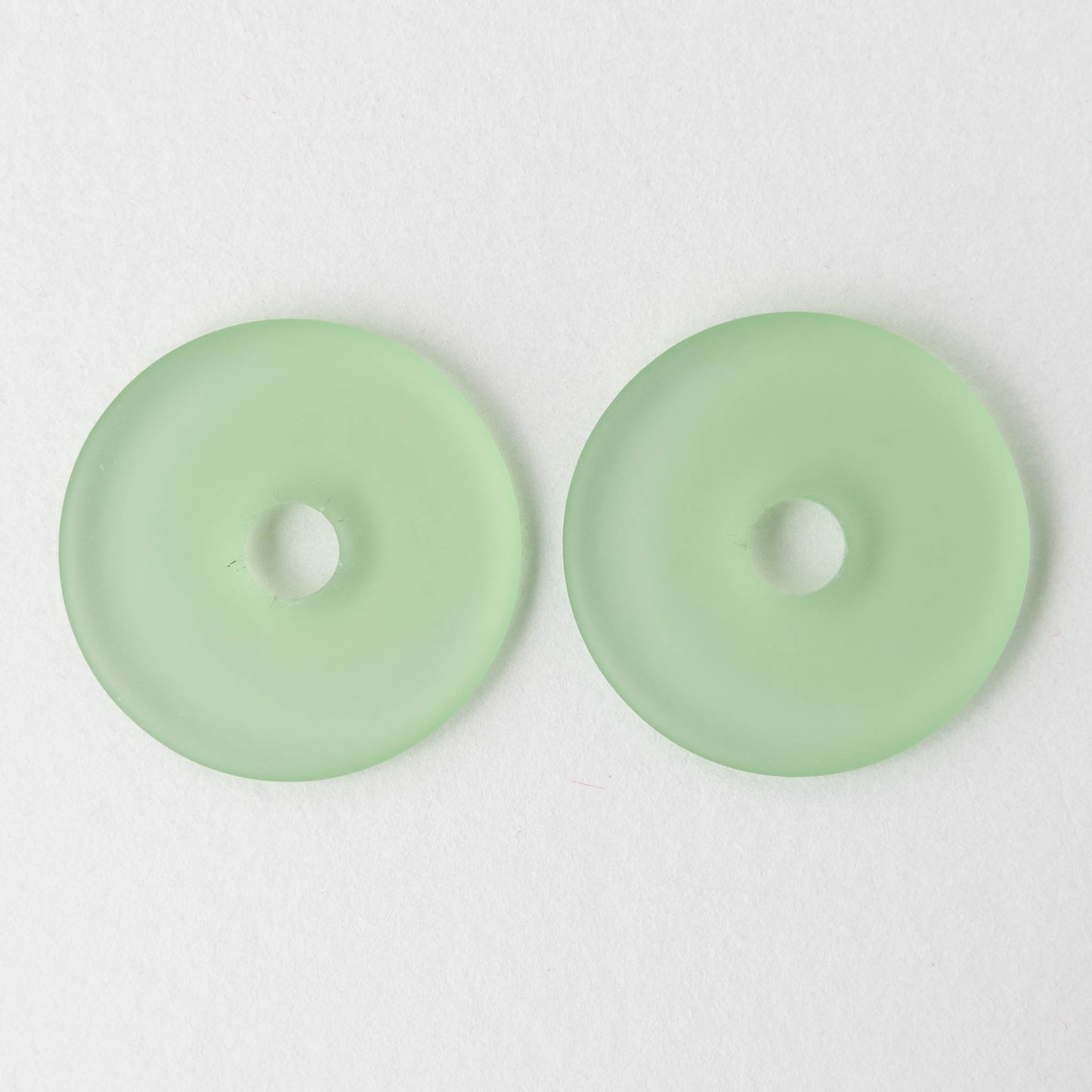 34mm Frosted Glass Donut - Peridot Green - 1 Donut