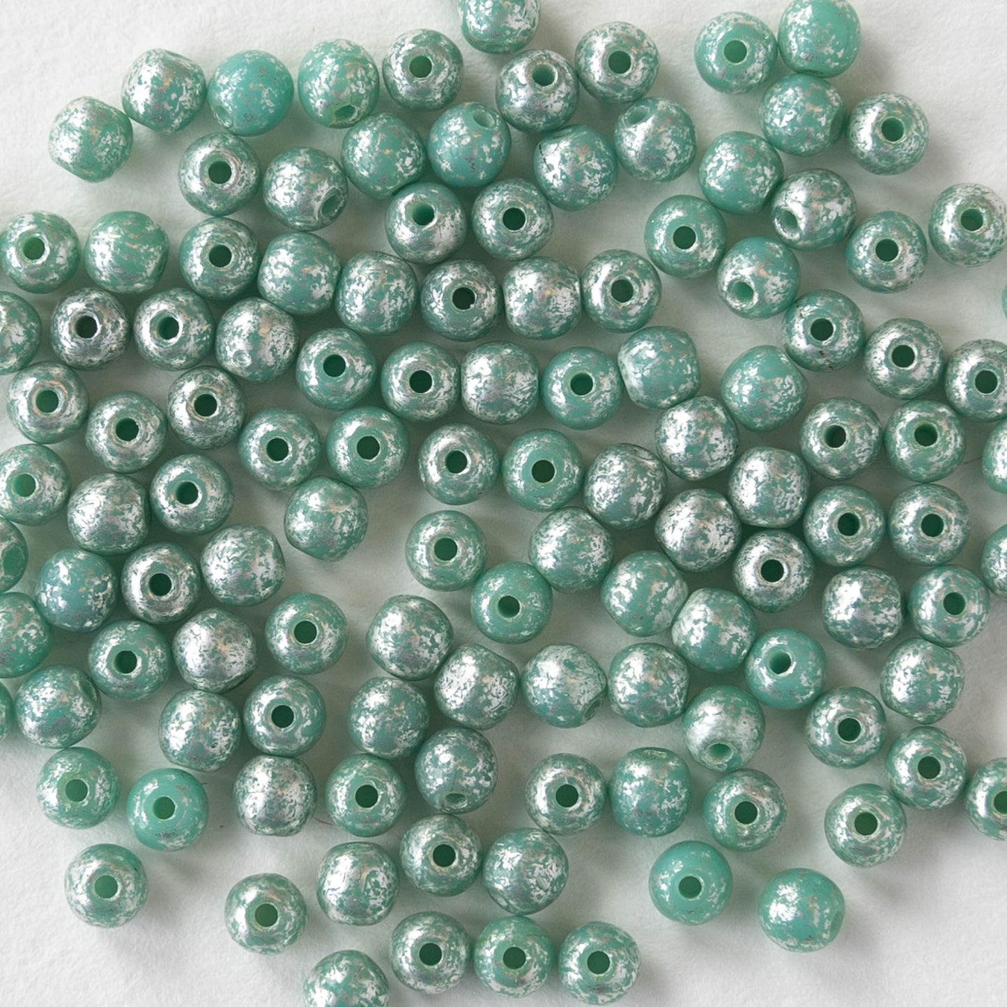4mm Round Glass Beads - Mint Green with Gold Finish - 50 Beads