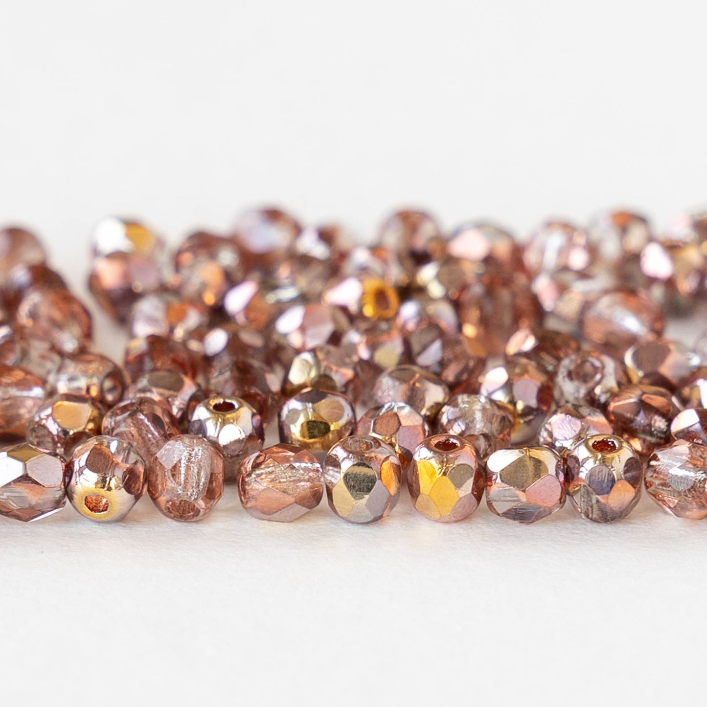 3mm Round Faceted Glass Beads - Transparent Peach with a Metallic Finish - 100 Beads