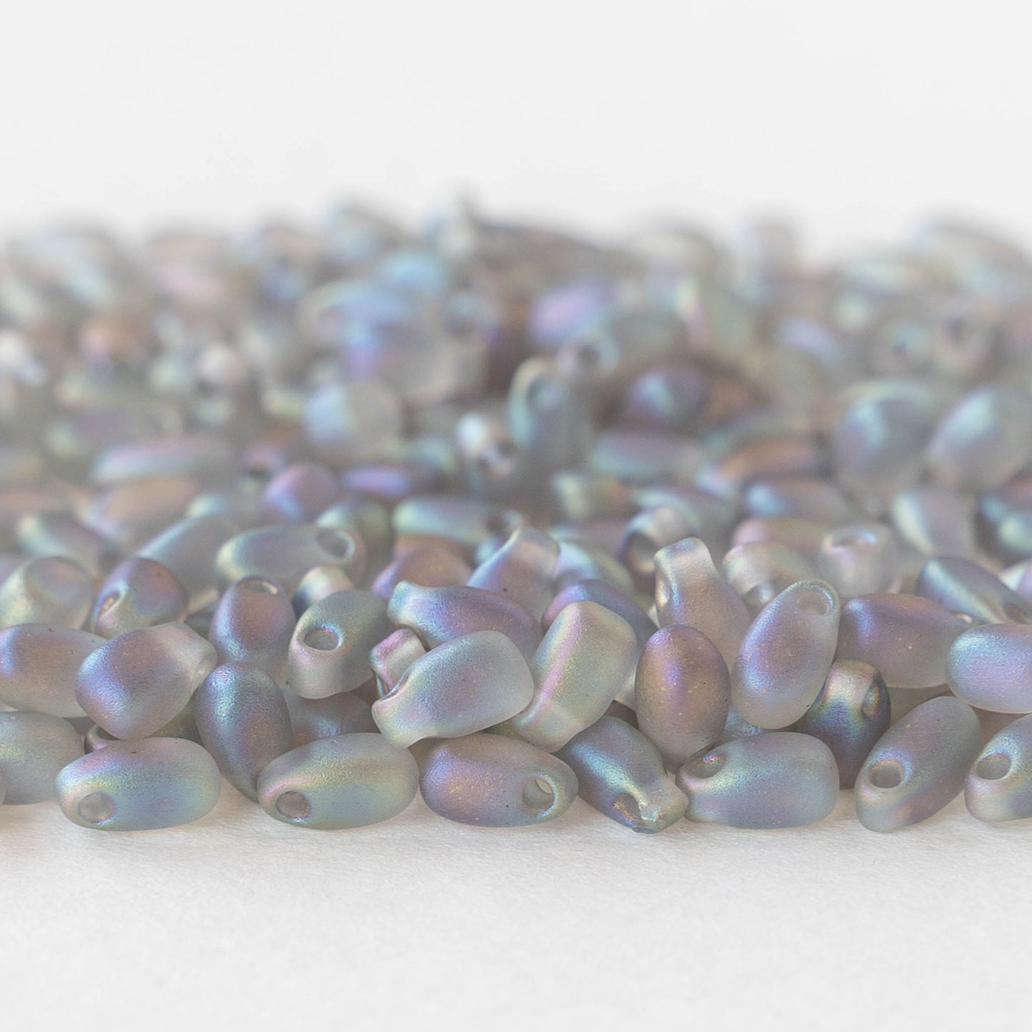 3x5.5mm Glass Magatama Teardrops - Matte Gray AB - 20 grams