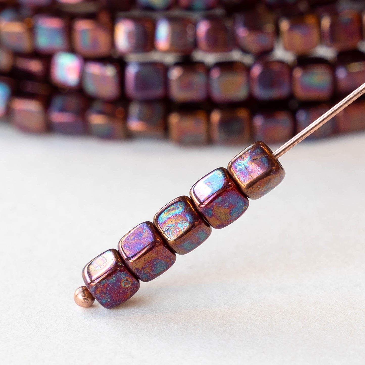 4mm Glass Cube Beads - Metallic Red Copper Rainbow - 40 beads