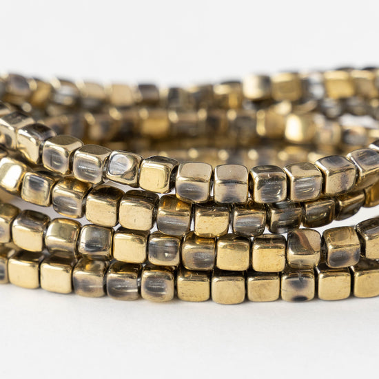 4mm Glass Cube Beads - Crystal Gold Mix - 40 beads