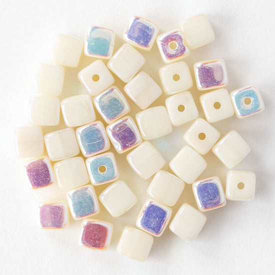 4mm Glass Cube Beads - Ivory AB - 40 beads