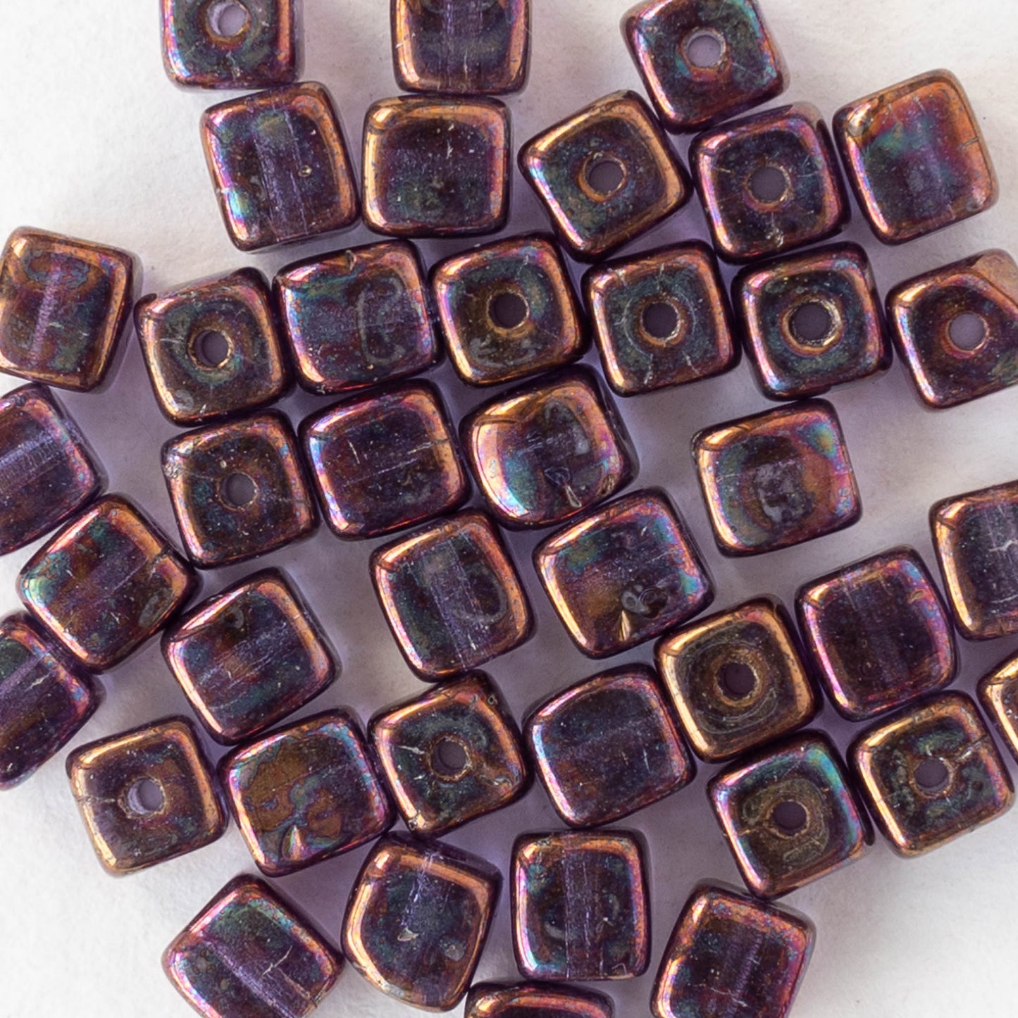 4mm Glass Cube Beads - Transparent Purple with a Rainbow Finish - 40 beads