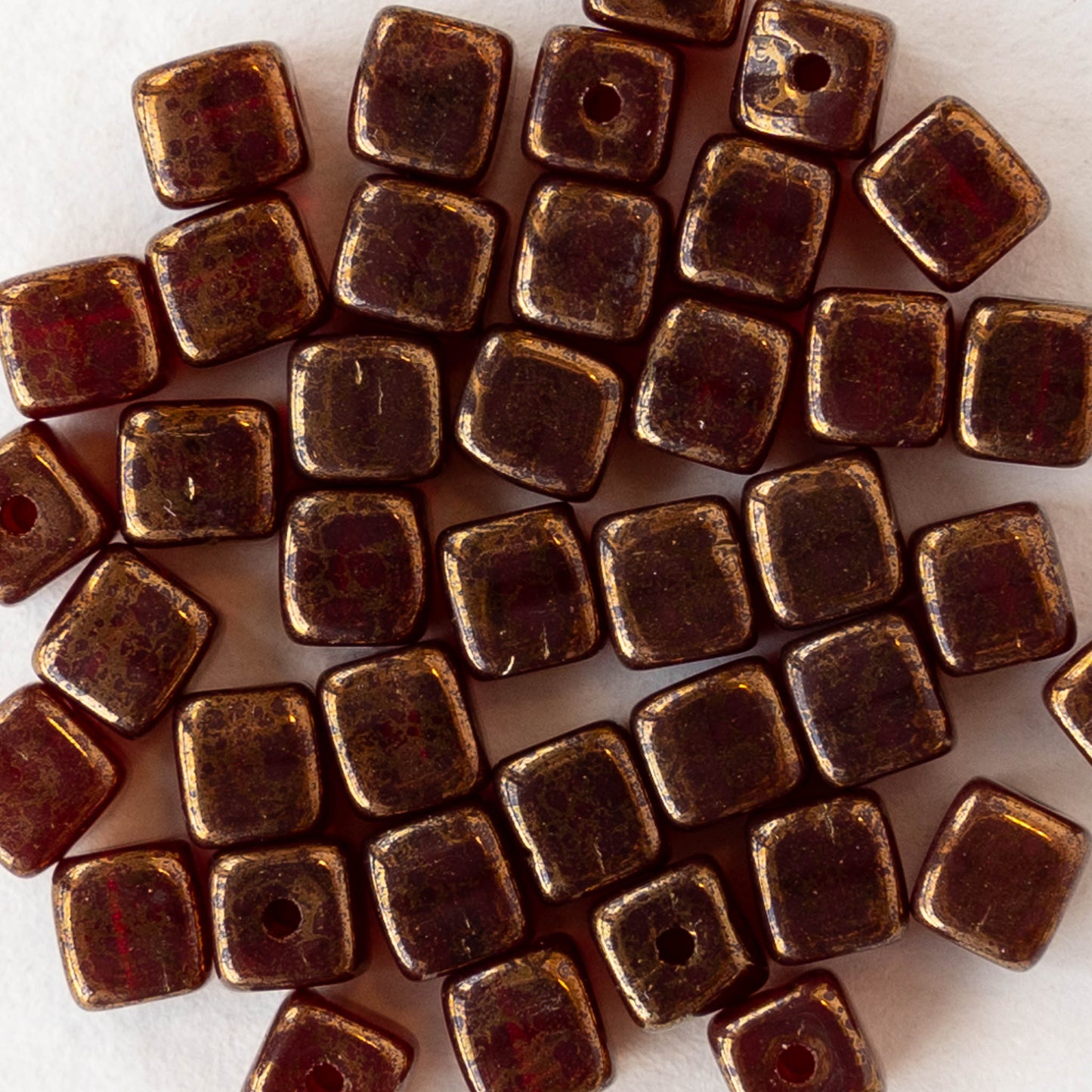 4mm Glass Cube Beads - Transparent Red Gold - 40 beads