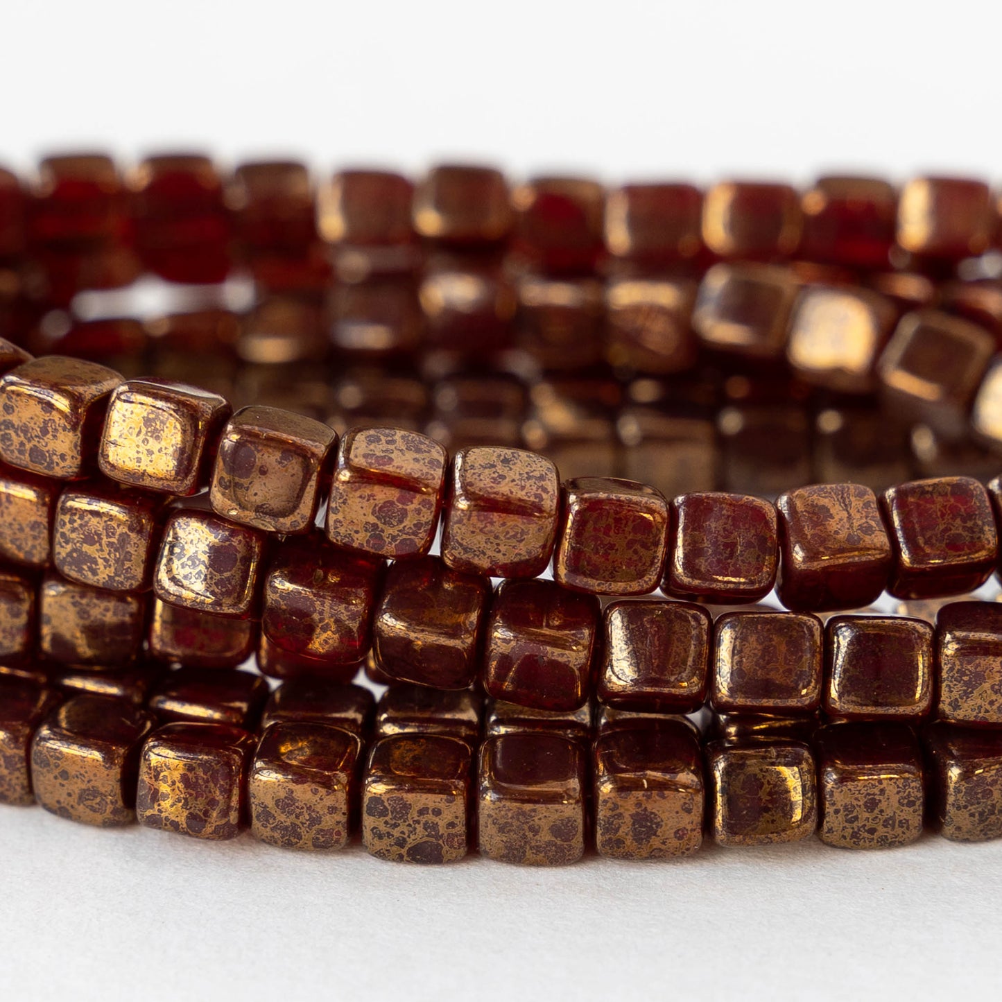 4mm Glass Cube Beads - Transparent Red Gold - 40 beads