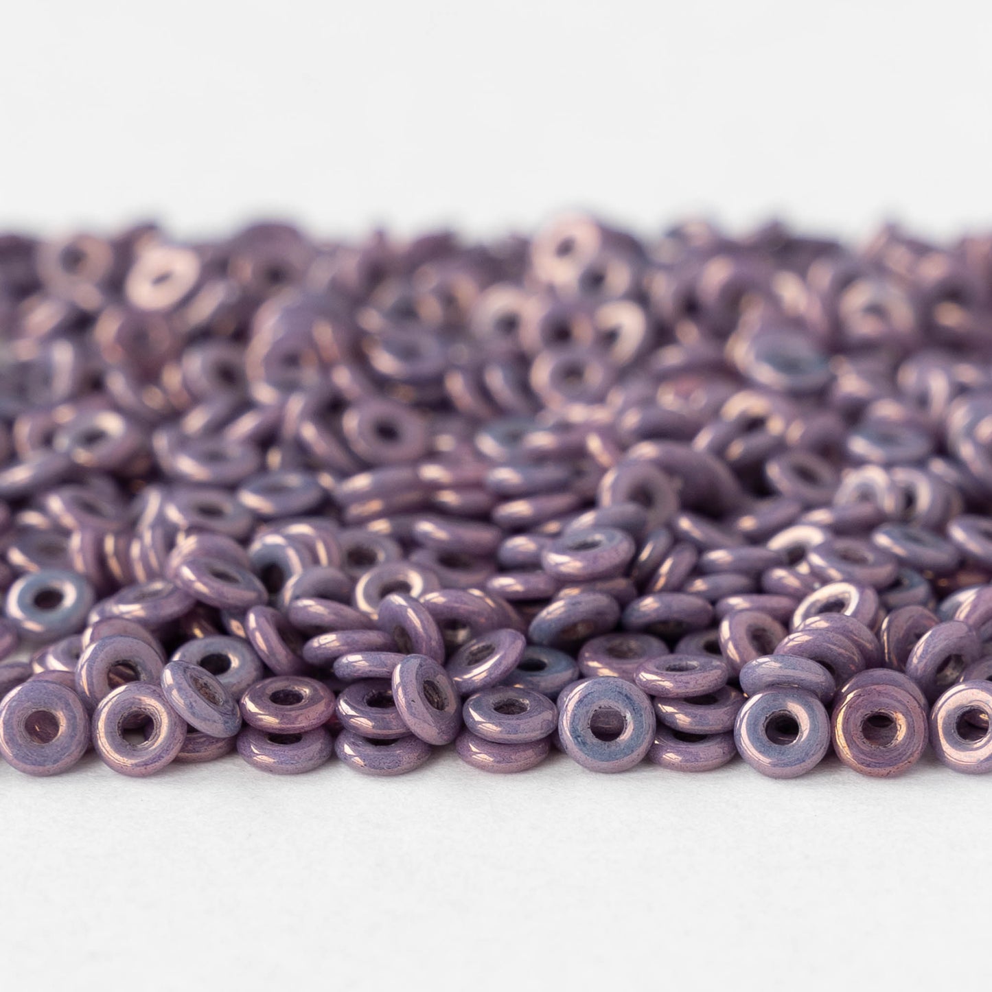 4mm Glass O-Ring Beads - Lila Vega Luster - 5 grams