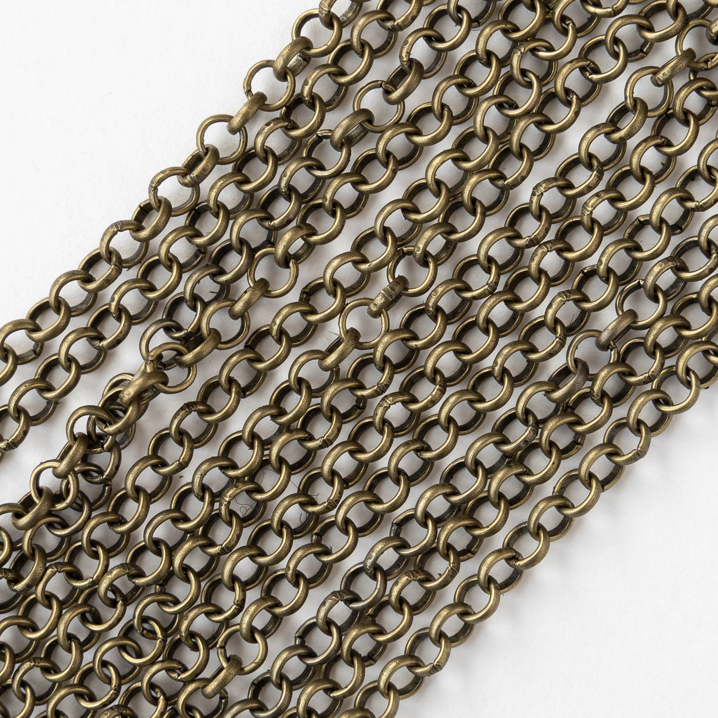 4mm Rolo Chain 4mm Rolo Chain - Antiqued Brass - Priced by the inch – funkyprettybeads