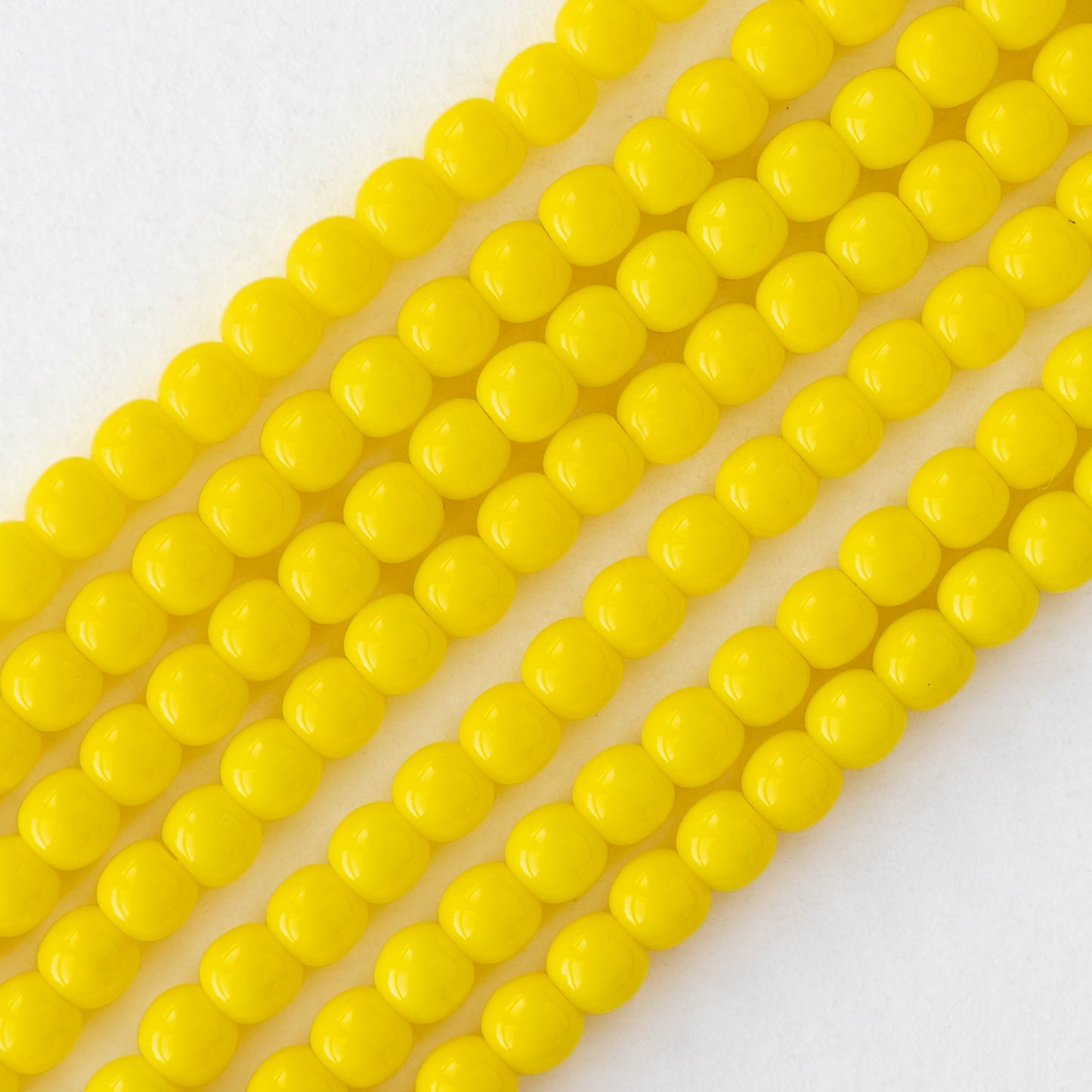 4mm Round Glass Beads - Opaque Yellow - 50 or 100 Beads
