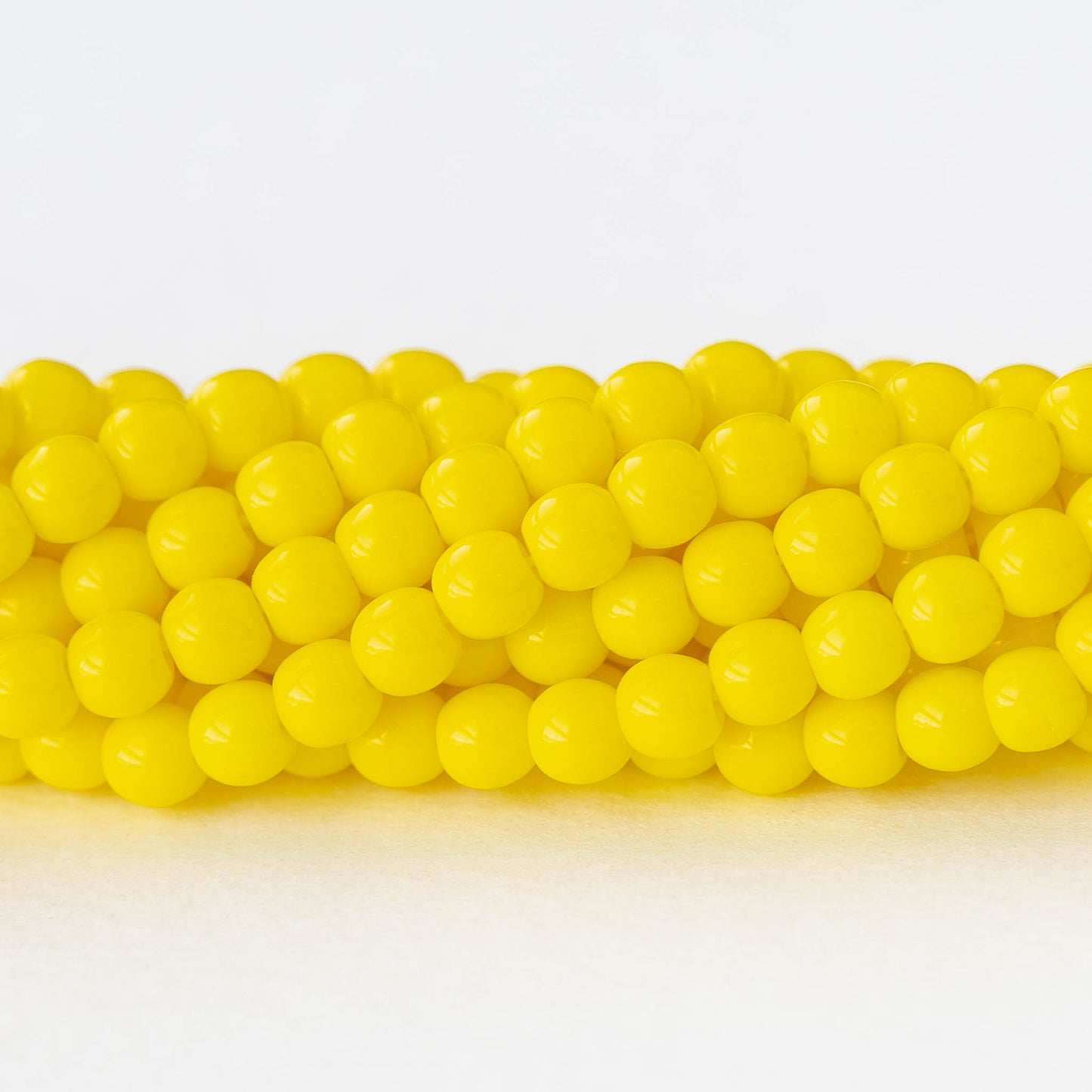 4mm Round Glass Beads - Opaque Yellow - 50 or 100 Beads