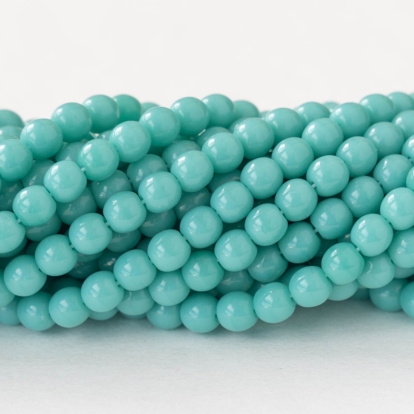 4mm Round Glass Beads - Opaque Green Turquoise - 100 Beads