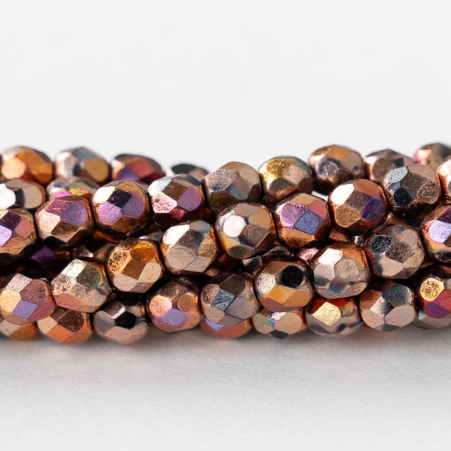 4mm Round Faceted Glass Beads - Full Jet Sliperit - 40 Beads