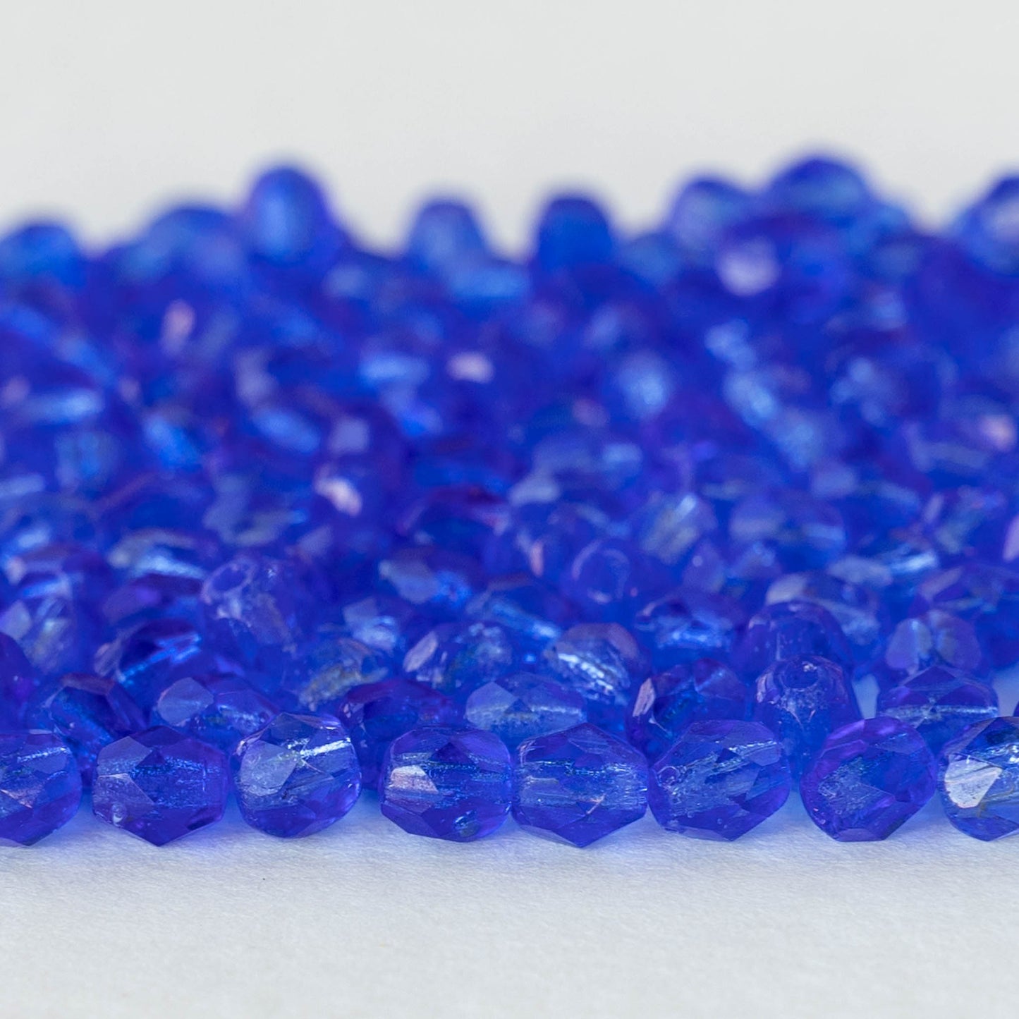 4mm Round Beads - Blue Mix - 120 beads