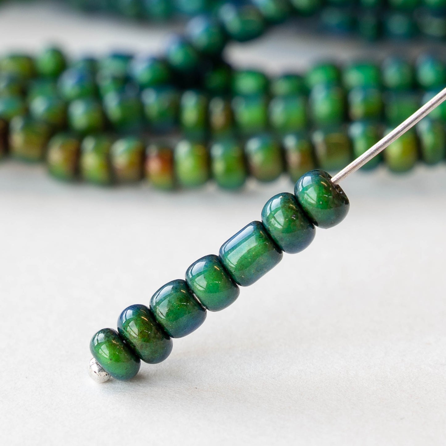 Size 6 Seed Beads - 4mm Color Changing Mood Beads - 6 inch strand