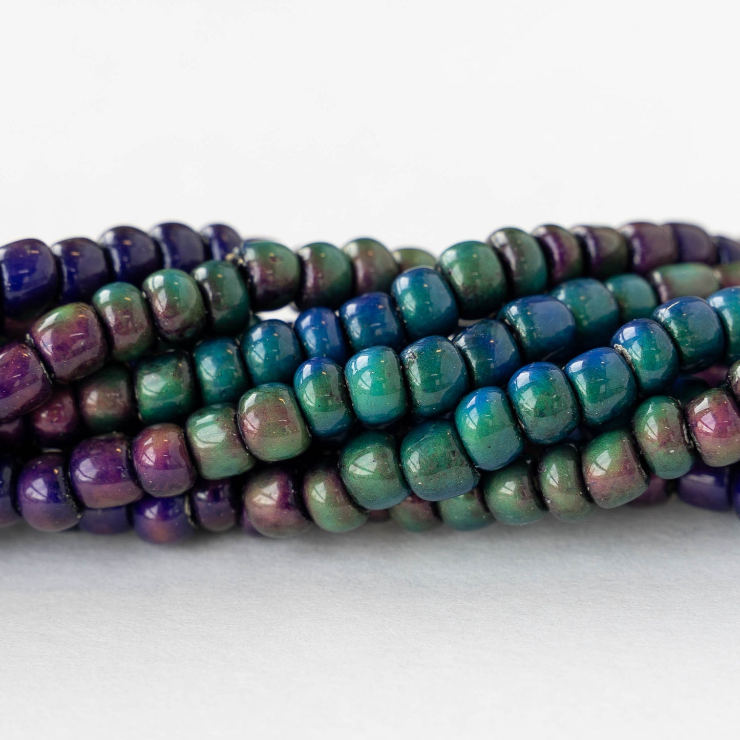 Size 6 Seed Beads - 4mm Color Changing Mood Beads - 6 inch strand