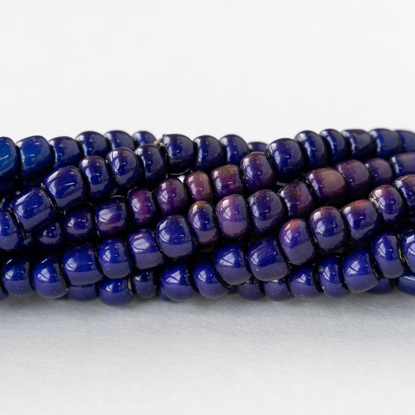 Size 6 Seed Beads - 4mm Color Changing Mood Beads - 6 inch strand