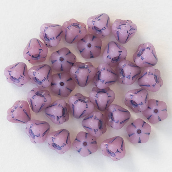 Load image into Gallery viewer, 4x6mm Bell Flower Beads - Lavender with Blue - 30 Beads
