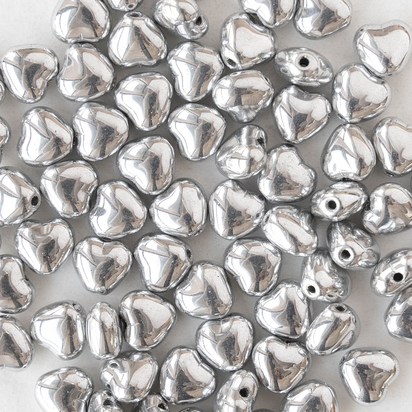 6mm Glass Heart Beads - Crystal Labrador Full - 25 hearts