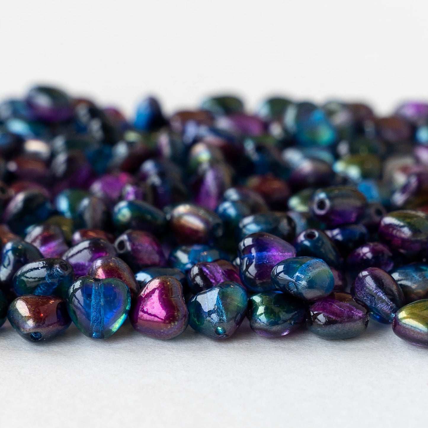 6mm Glass Heart Beads - Crystal Magic Blue - 25 hearts