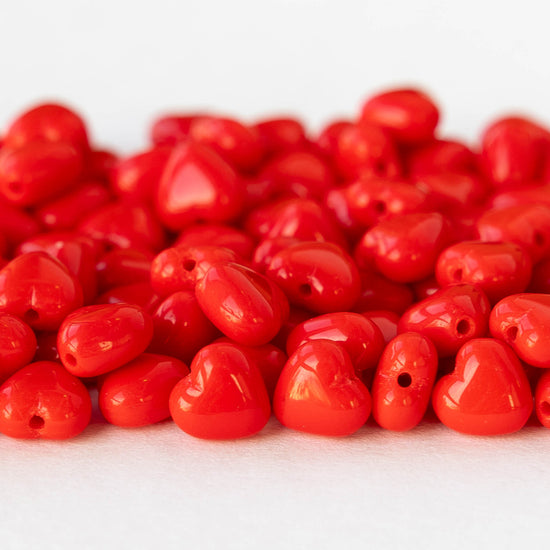 6mm Glass Heart Beads - Opaque Red - 25 hearts