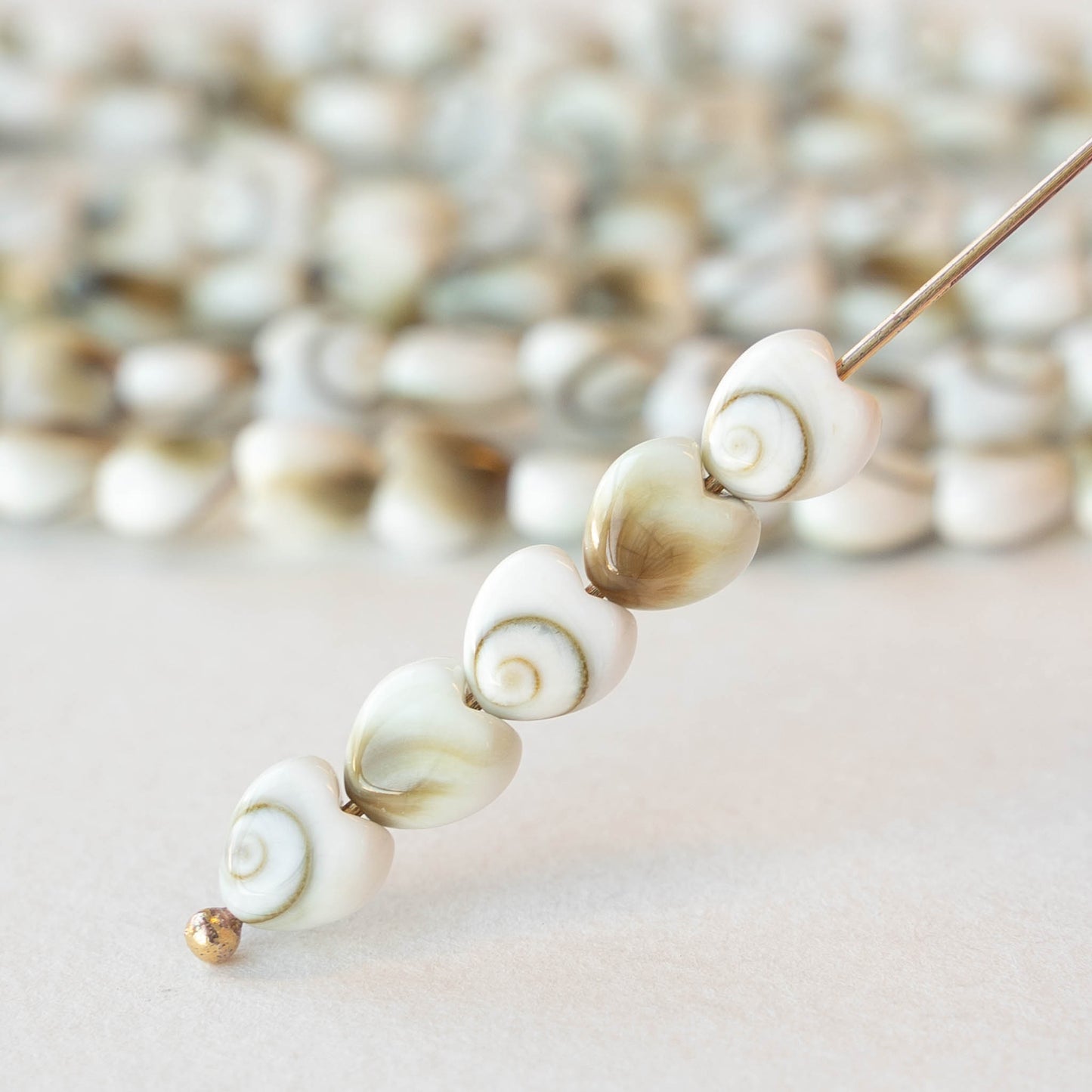 Tiny Shiva Shell Heart Beads - 10 or 30 beads – funkyprettybeads