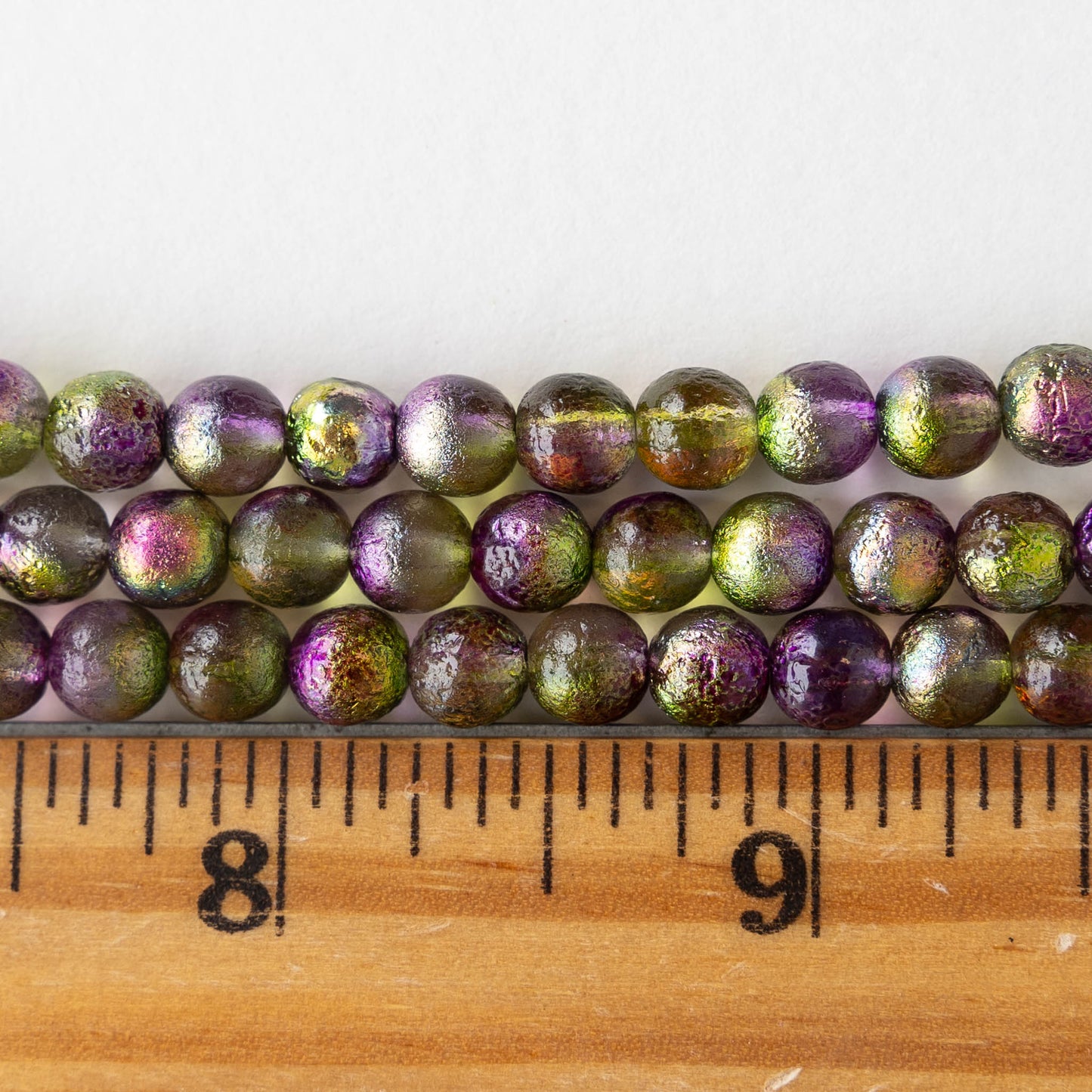 6mm Round Glass Beads - Etched Lavender and Peridot Green - 25 Beads