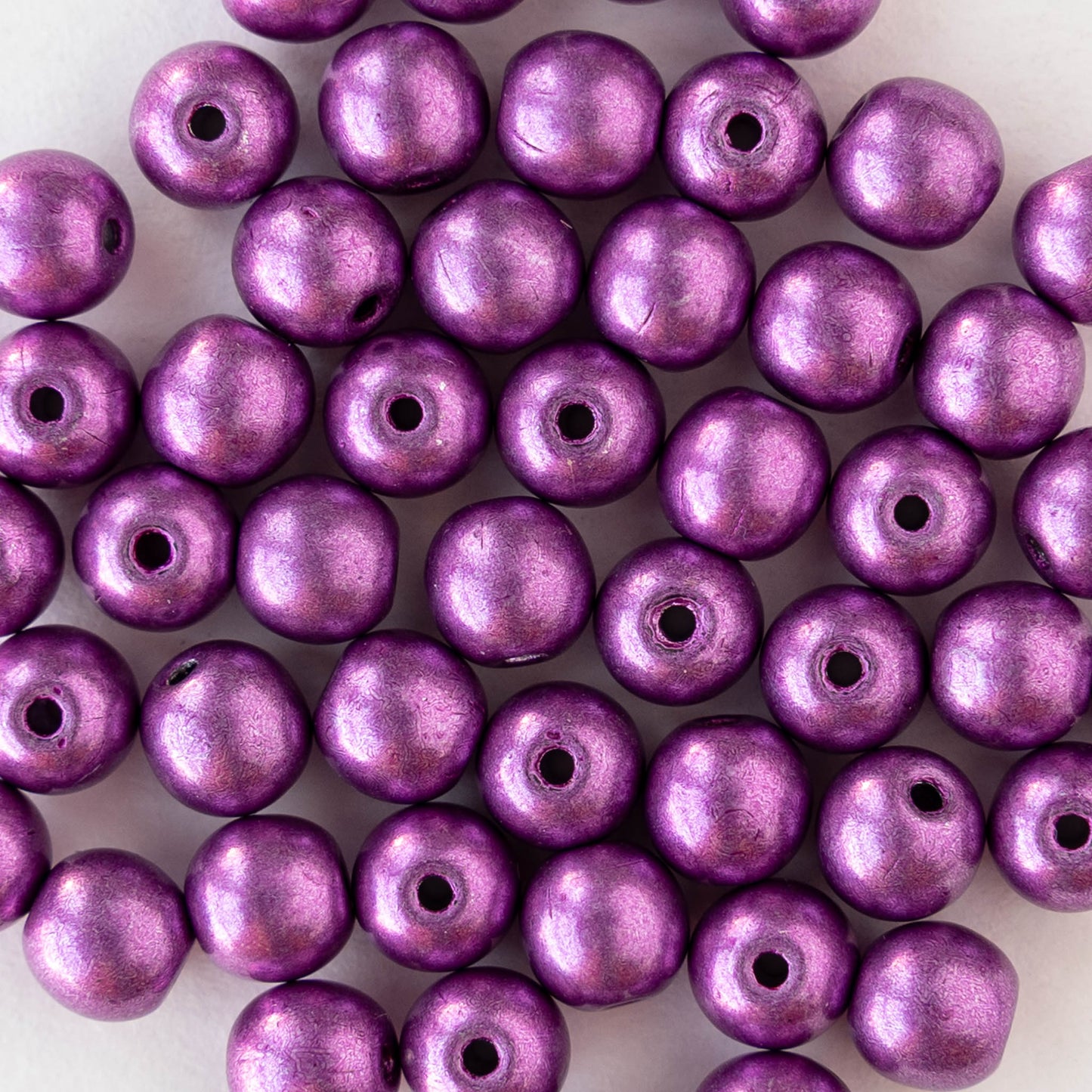 6mm Round Glass Beads - Metallic Purple - 50 beads