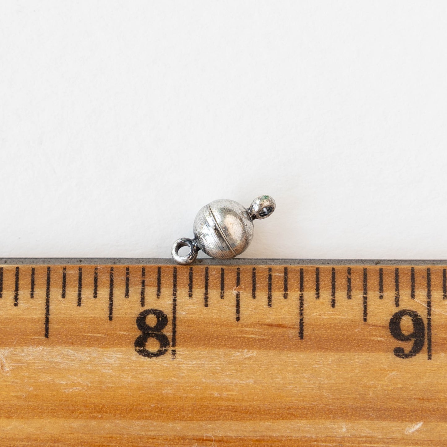 6mm Round Magnetic Clasp - Antiqued Silver - 1 clasp