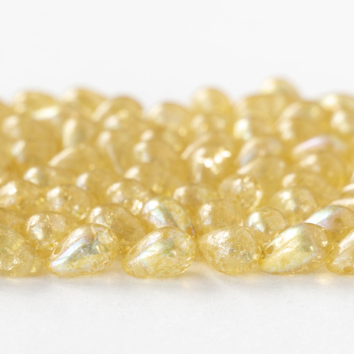 6x9mm Glass Teardrop Beads - Transparent Honey Crackle - 30 Beads