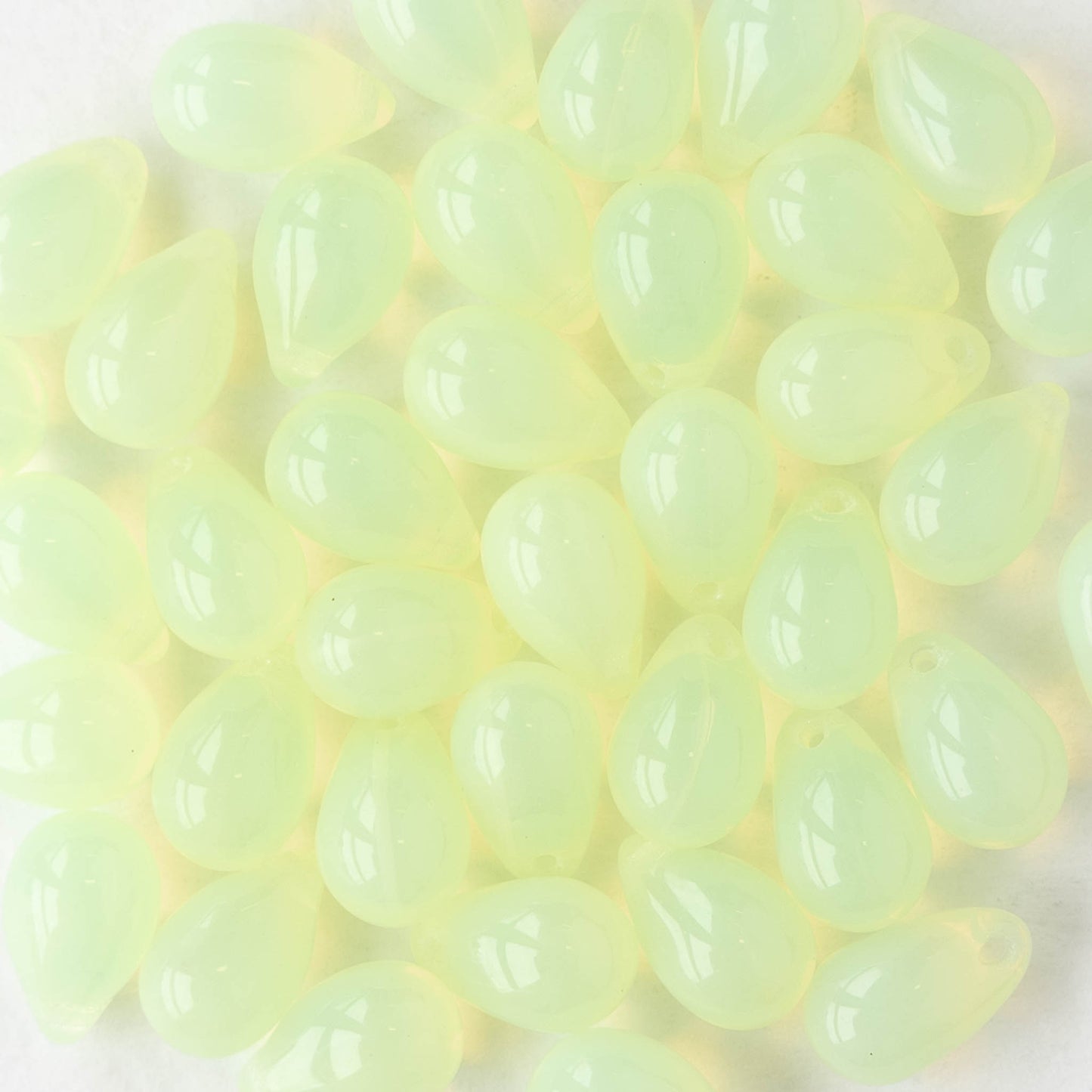 6x9mm Glass Teardrop Beads - Jonquil Opaline - 60 Beads
