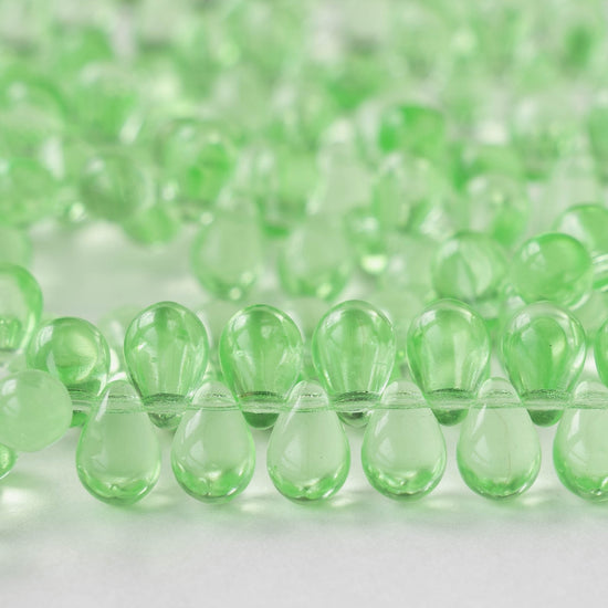 6x9mm Glass Teardrop Beads - Peridot Green - 30 Beads