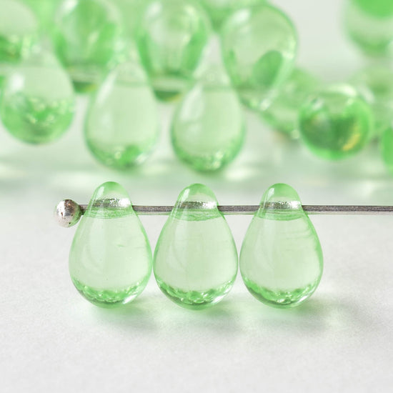 6x9mm Glass Teardrop Beads - Peridot - 30 Beads