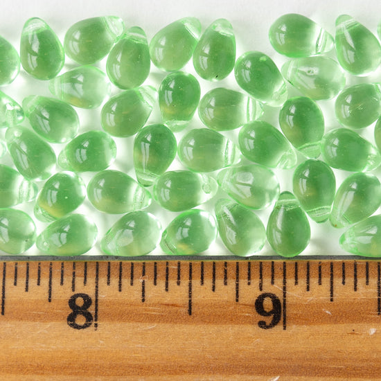 6x9mm Glass Teardrop Beads - Peridot - 30 Beads