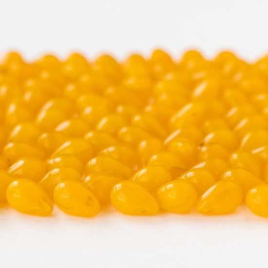 6x9mm Glass Teardrop Beads - Sunshine Yellow - 40 Beads