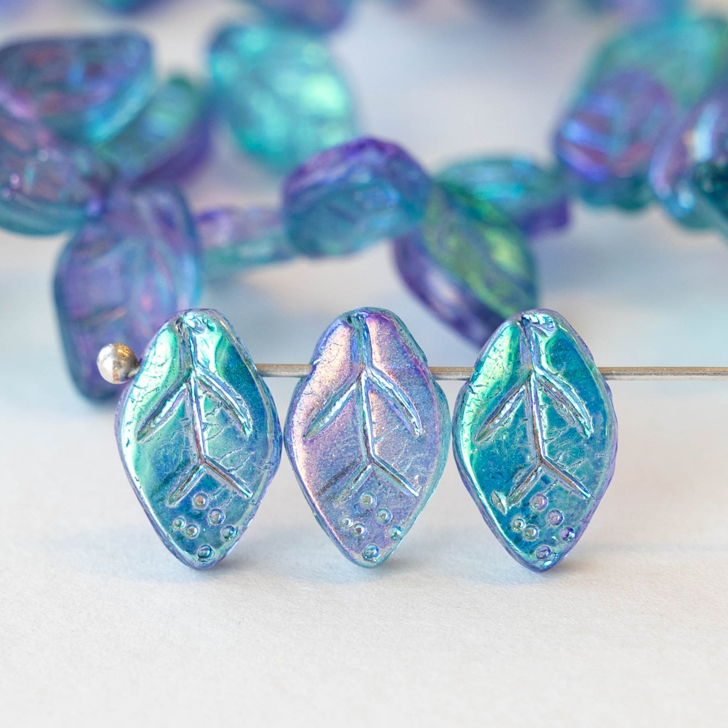 12mm Glass Leaf Beads - Blue Purple Mix - 25 leaves