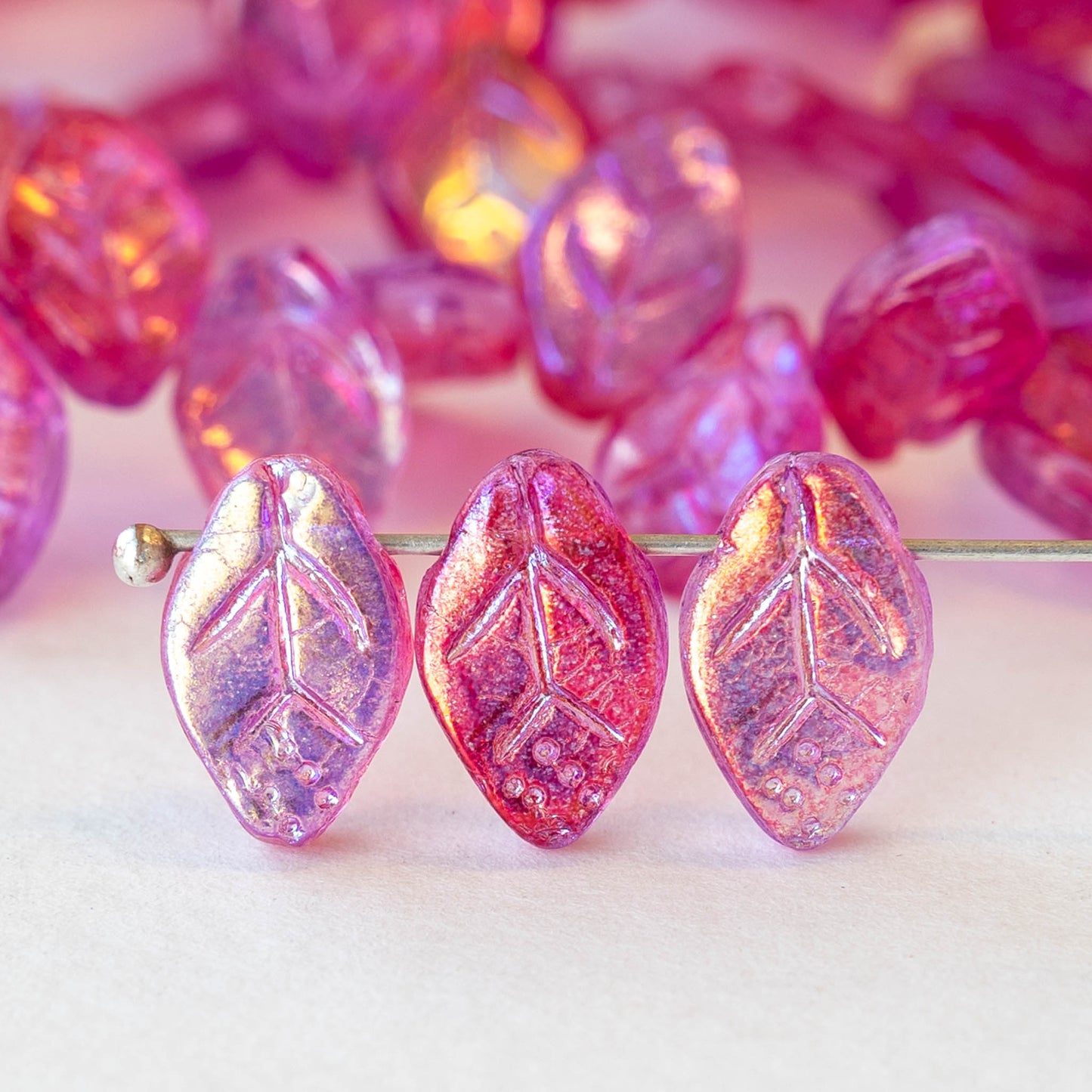 12mm Glass Leaf Beads - Magenta AB - 25 leaves