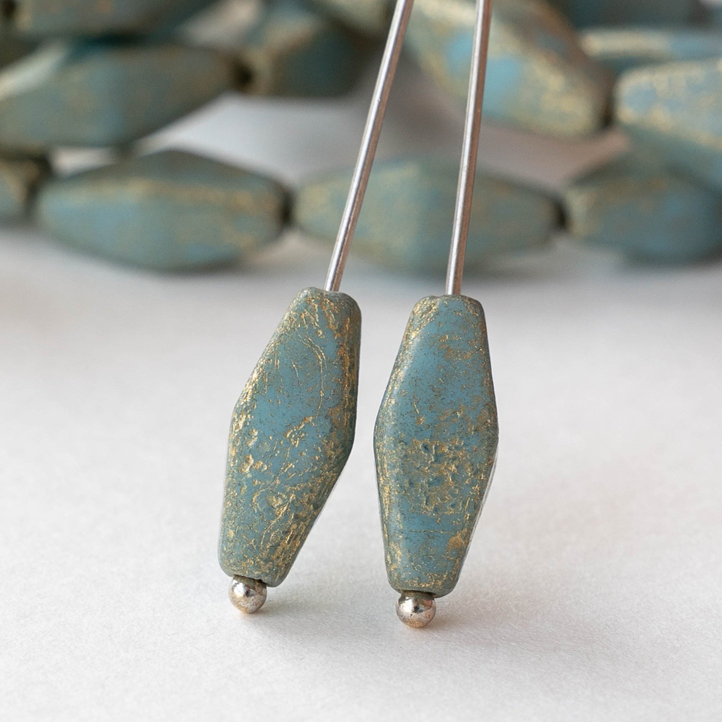 7x14mm Glass Rhombus Beads - Sky Blue with Gold Dust - 10 Beads