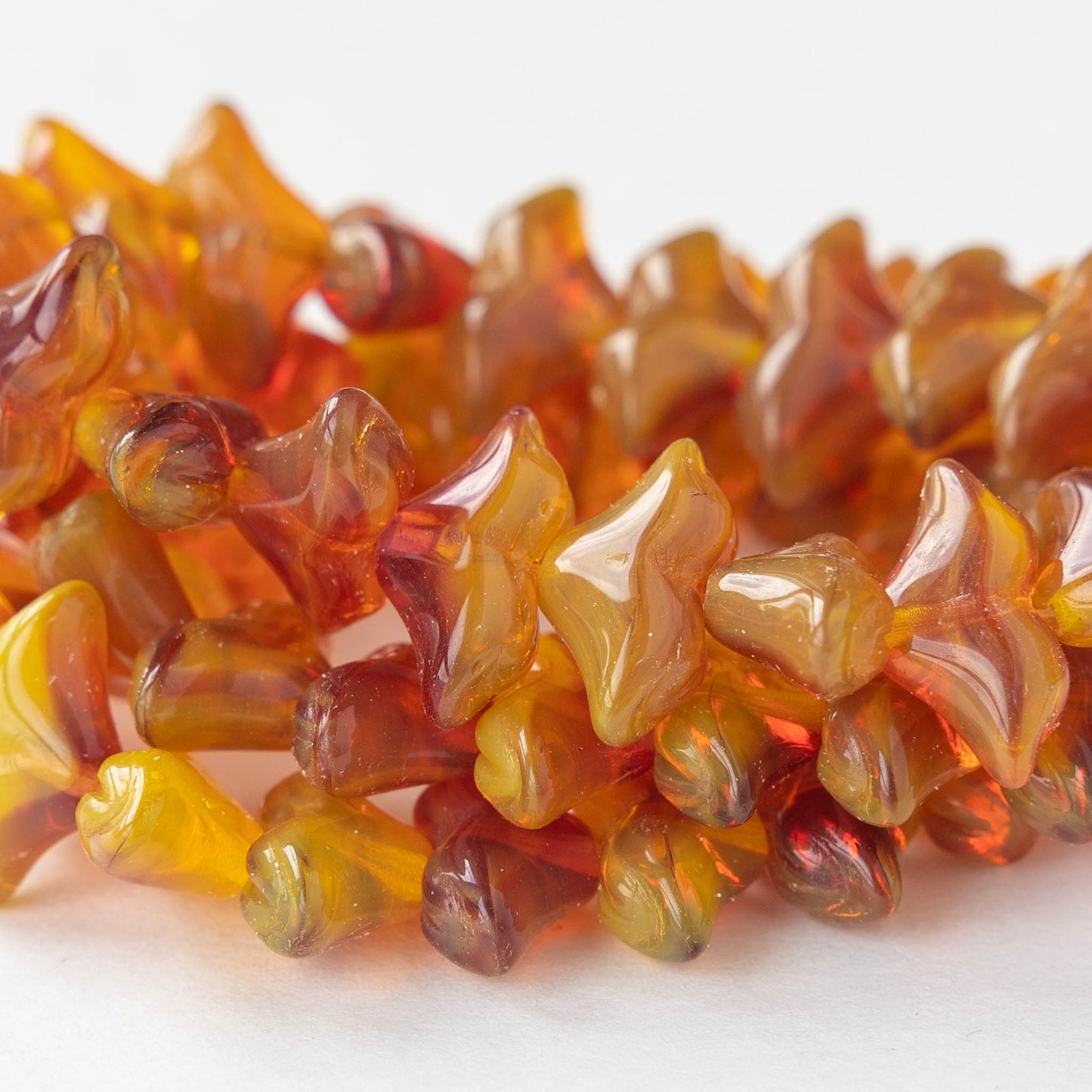 Art Deco Flower - Red Yellow Mix - 20 beads
