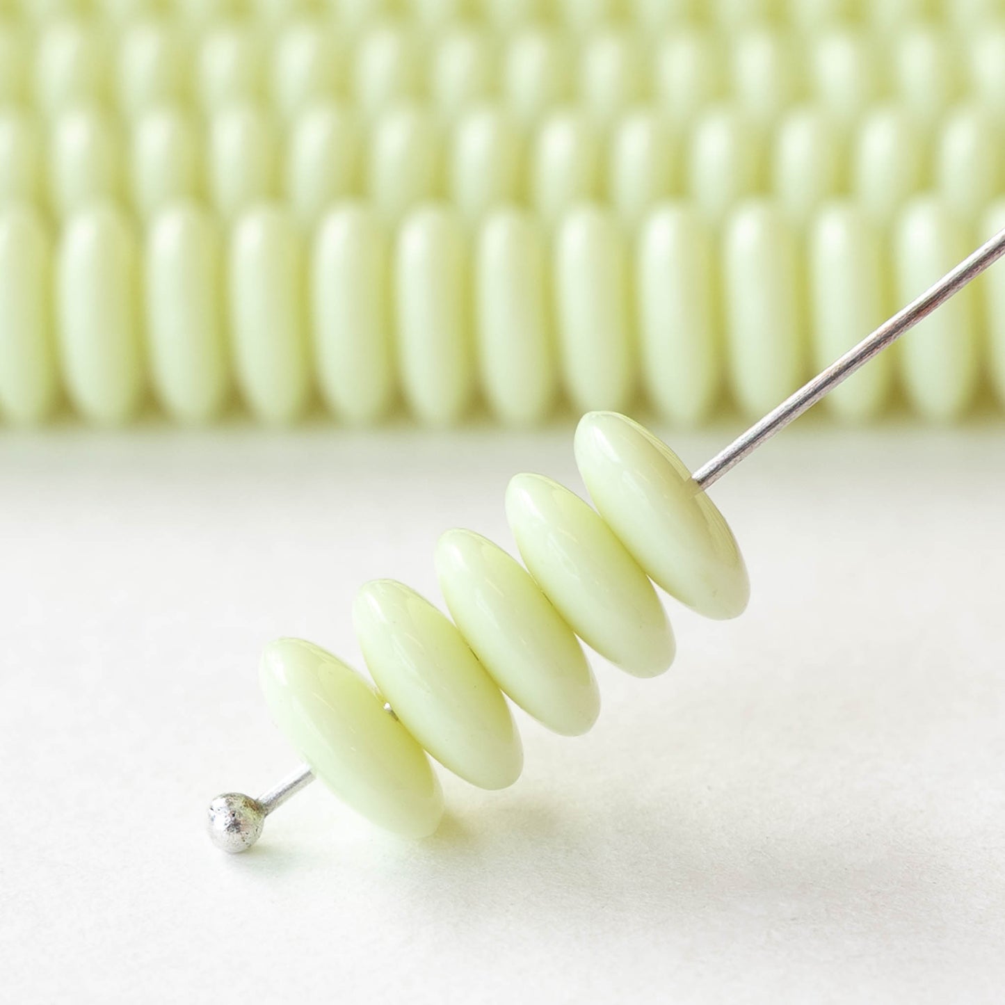 8mm Glass Rondelle Bead - Pale Yellow - 30 Beads