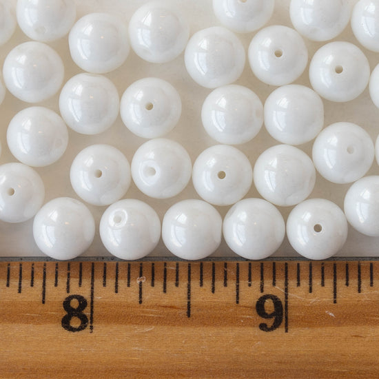 8mm Round Glass Beads - Opaque White -  25 Beads