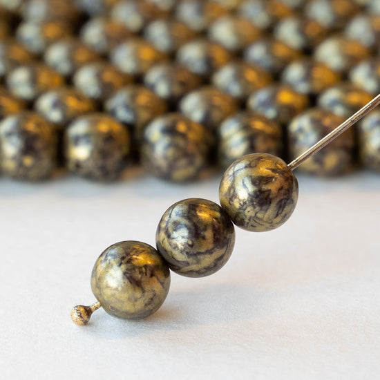 8mm Round Glass Beads - Opaque Black with Gold Dust - 20 beads