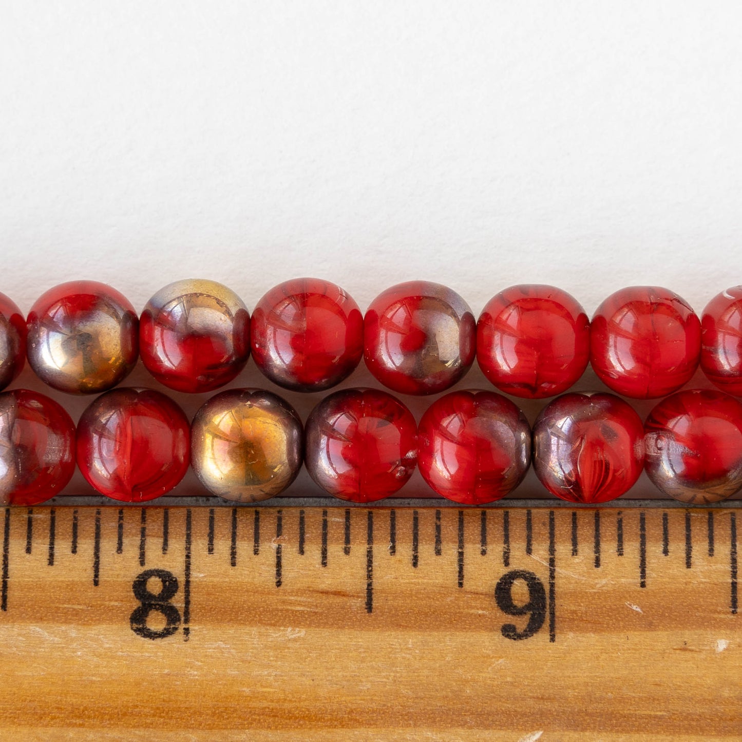 8mm Round Glass Beads - Marbled Red with Gold and Silver - 20 beads