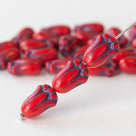 12mm Tulip Flower - Opaque Red with Blue - 20 beads