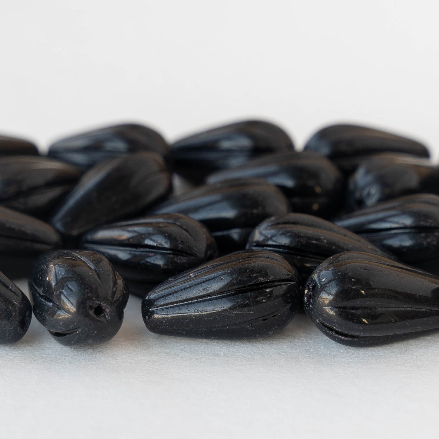 5x15mm Large Melon Drops - Black - 10 Beads