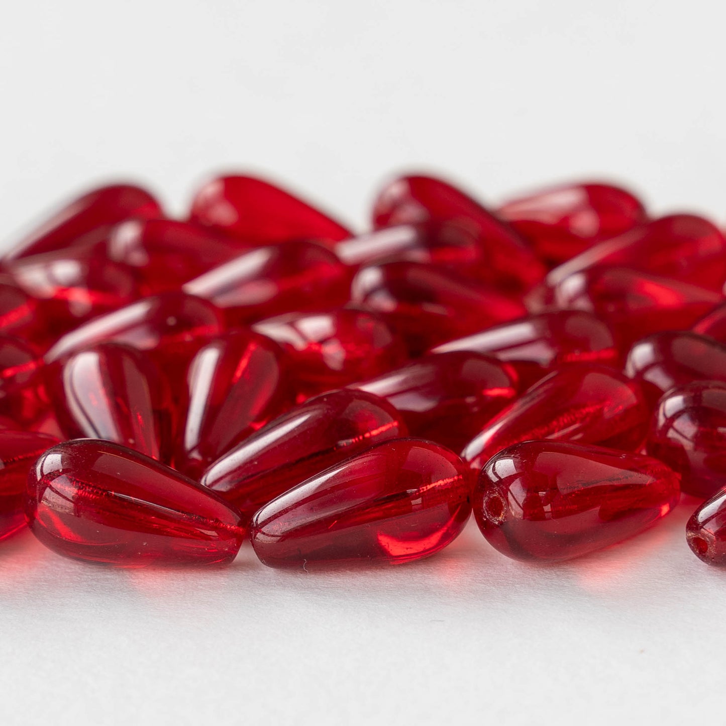 8x15mm Glass Teardrop Beads - Siam Red - 20 Beads
