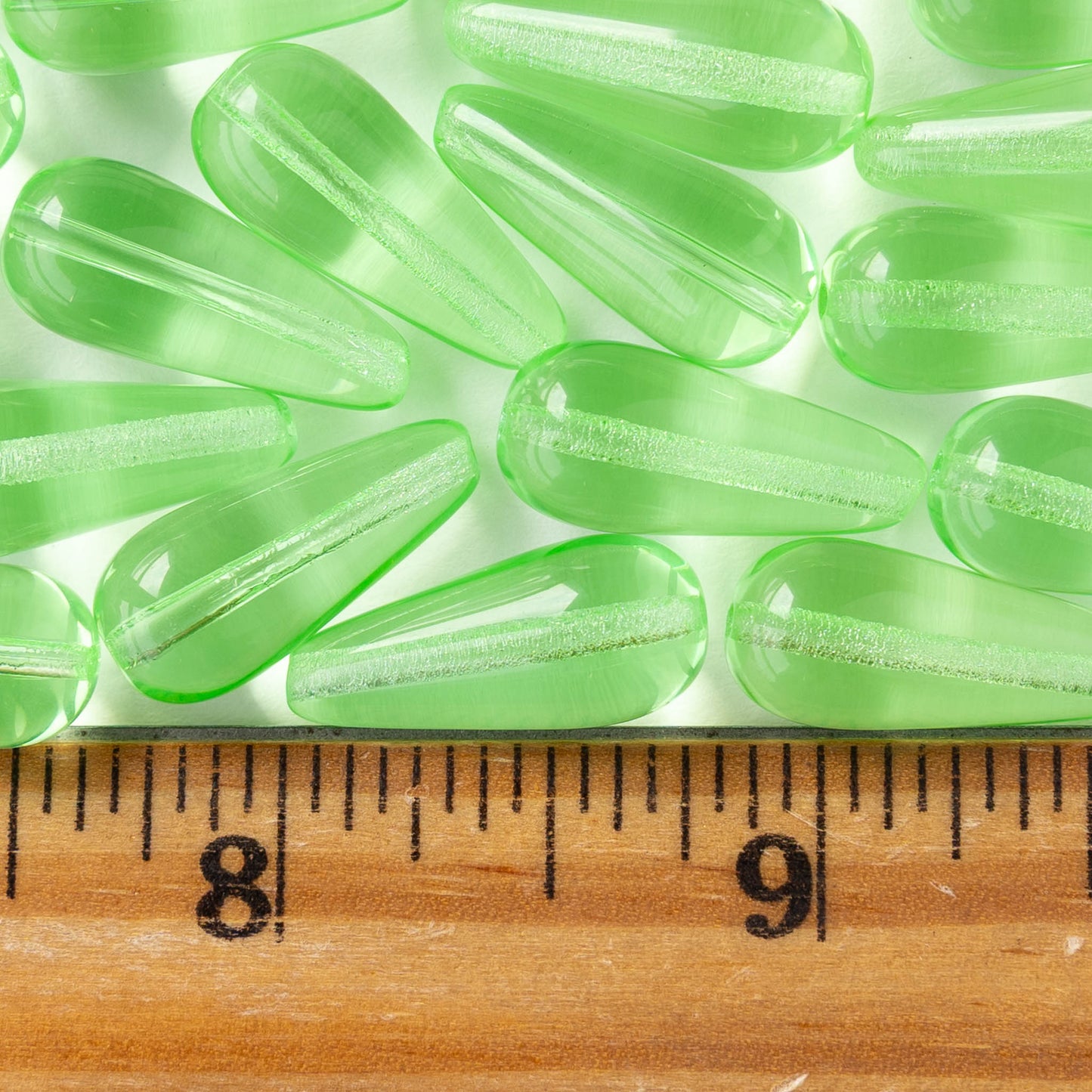 9x20mm Glass Teardrops - Peridot Green - 10 or 20 beads