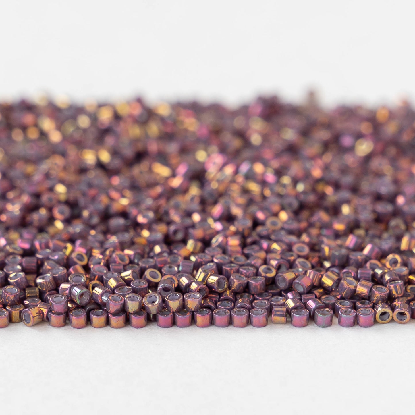 11/0 Delica Seed Beads - Teaberry Luster - 5 grams